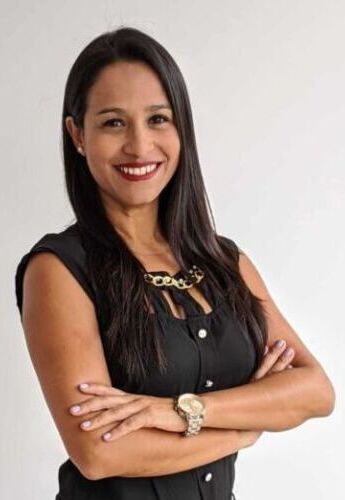 Aida Quintanilla <img src="https://terapygo.com/wp-content/uploads/2020/03/peru.png">