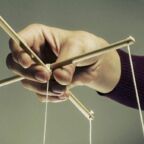 PERSONA MANIPULADORA